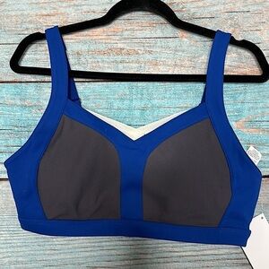 NWT Fabletics Shira Sports Bra L Blue White Cardio High‎ Impact Gym Workout